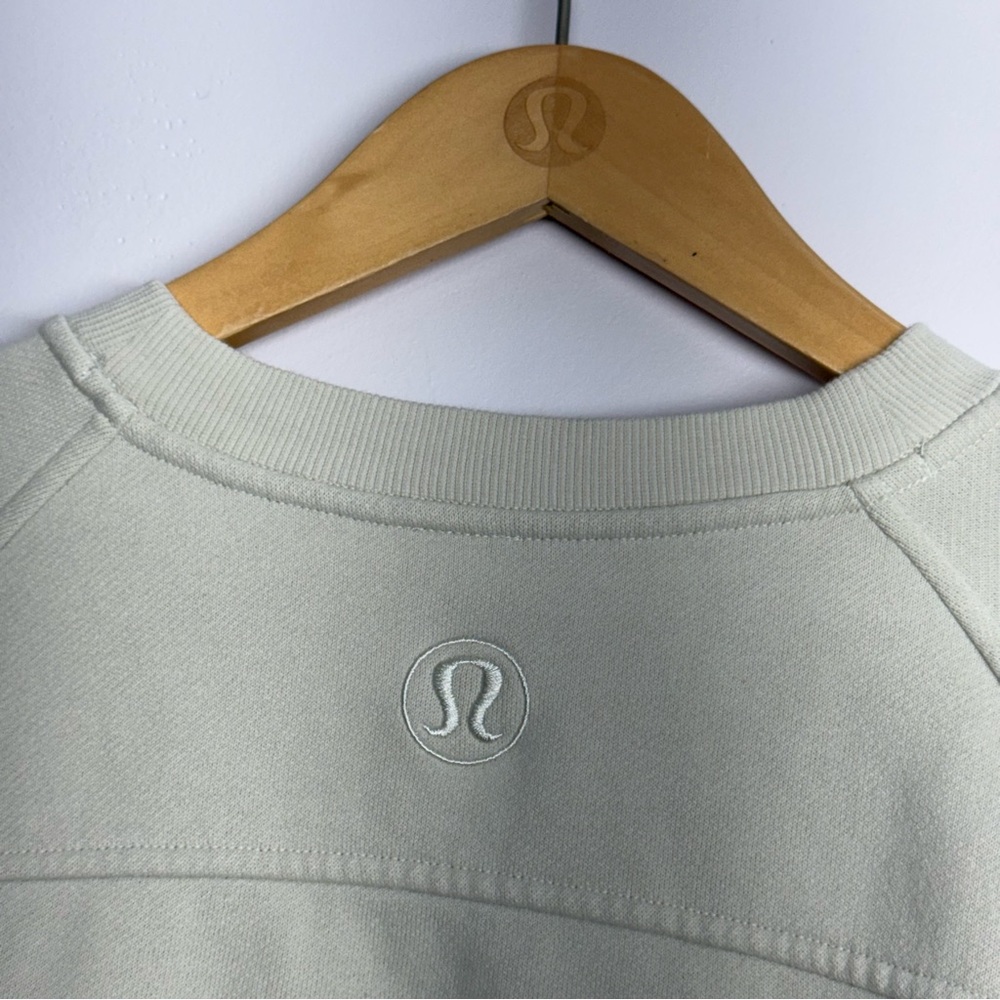 Lululemon Scuba Oversized Pullover *Wordmark Bone Size M/L? 23.5” PTP - Picture 4 of 4